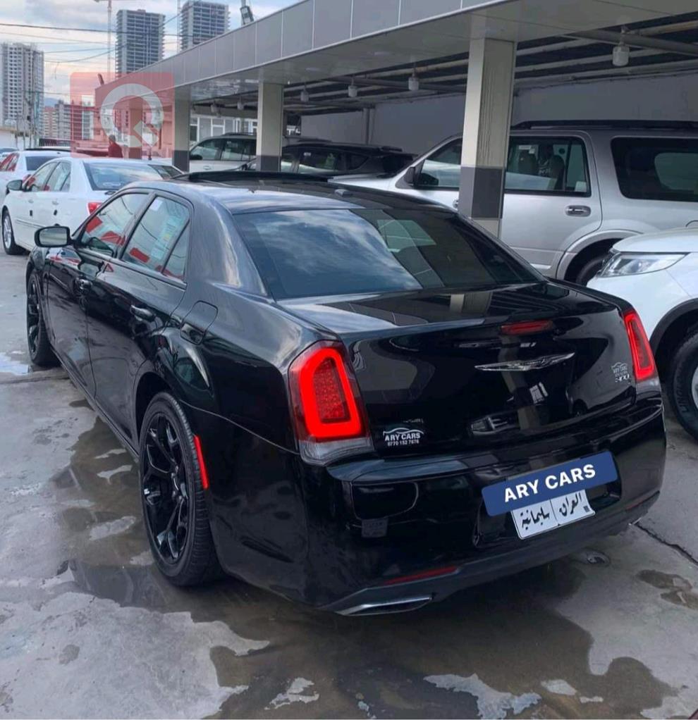 كرايسلر 300